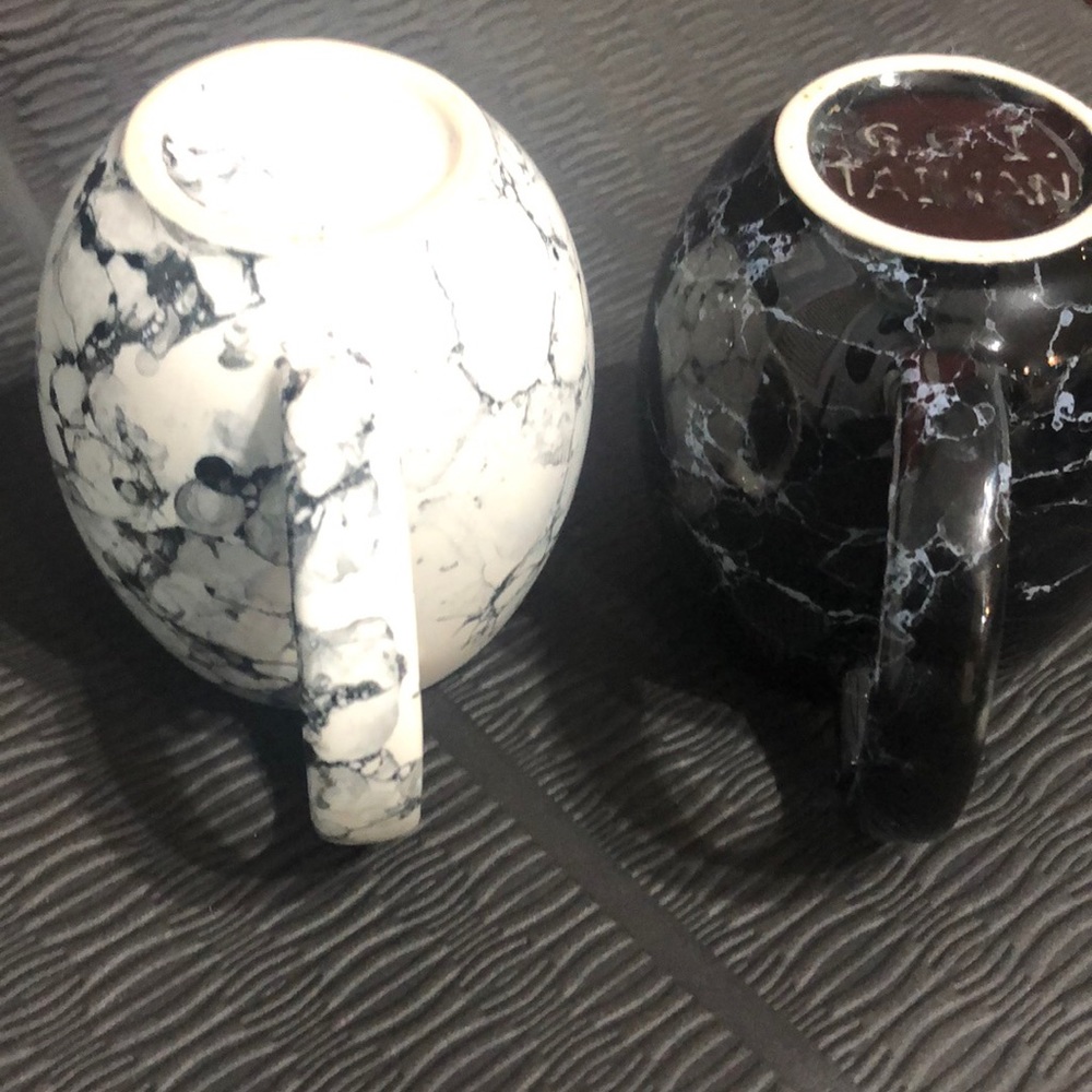 Pair of marbled mugs ‘GGI Taiwan’ - Picture 8 of 10